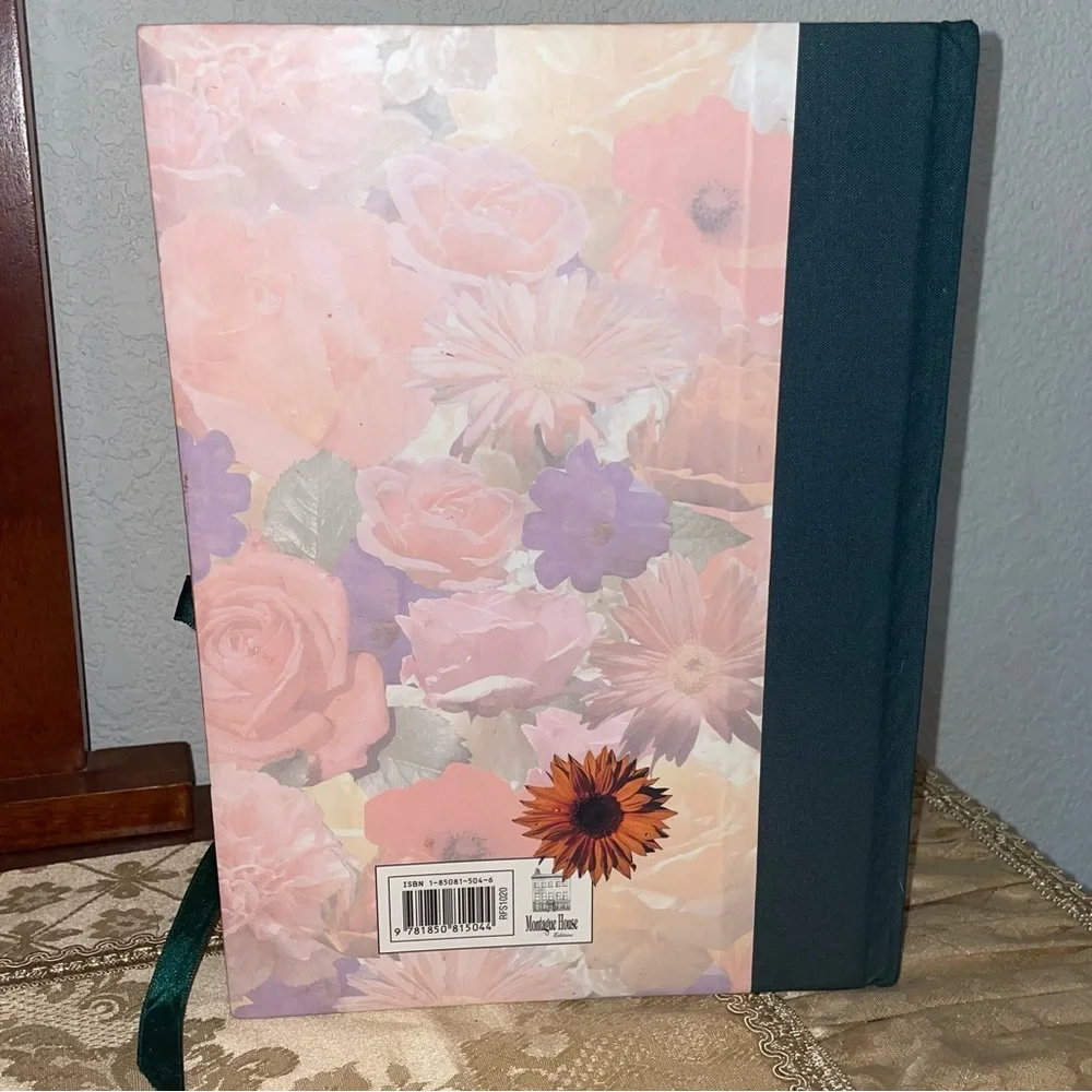 Hard to find! New-1995 “The Floral Album” Robert Frederick, Ltd Montague House